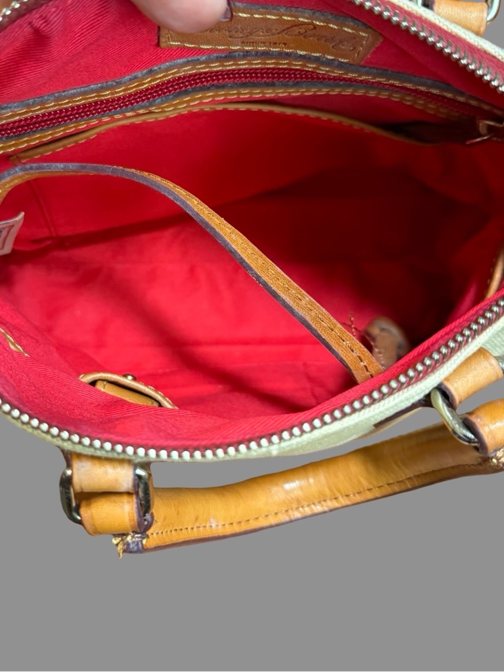 Vintage Dooney & Bourke Canvas & Leather Crossbody Satchel Bag – Cream / Tan - Picture 9 of 9
